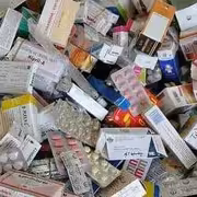 طلاسم الوصفات الطبية ..تحوّل الأطباء من ملائكة الرحمة إلى قباضي الأرواح