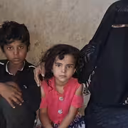 النازحات في محافظة الضالع..17 الف نازحة يعشنّ  أوجاعا وهموما بعيدة عن أعين الحكومة والمنظمات المحلية والخارجية