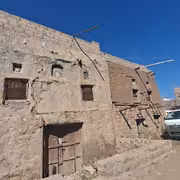 مهددات البيوت الطينية في محافظة الضالع.. 10 دولار موازنة مكتب الهيئة العامة للآثار في محافظة الضالع