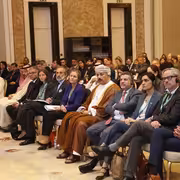 من صاحب قرار السلم والحرب في اليمن؟ آراء متباينة في منتدى اليمن الدولي