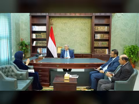 الفريق الصبيحي يحث على ازالة كافة العوائق امام مجتمع العمل الانساني