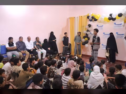 مكتب الشؤون الاجتماعية والعمل بلحج ومنظمة رعاية الاطفال ينفذان زيارة ميدانية الى مركز الفيوش المجتمعي