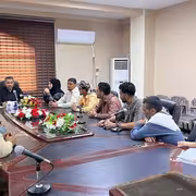 محافظ لحج مراد الحالمي يلتقي شباب ونشطاء العاصمة الحوطة لمناقشة قضايا المديرية ورسم ملامح مستقبل